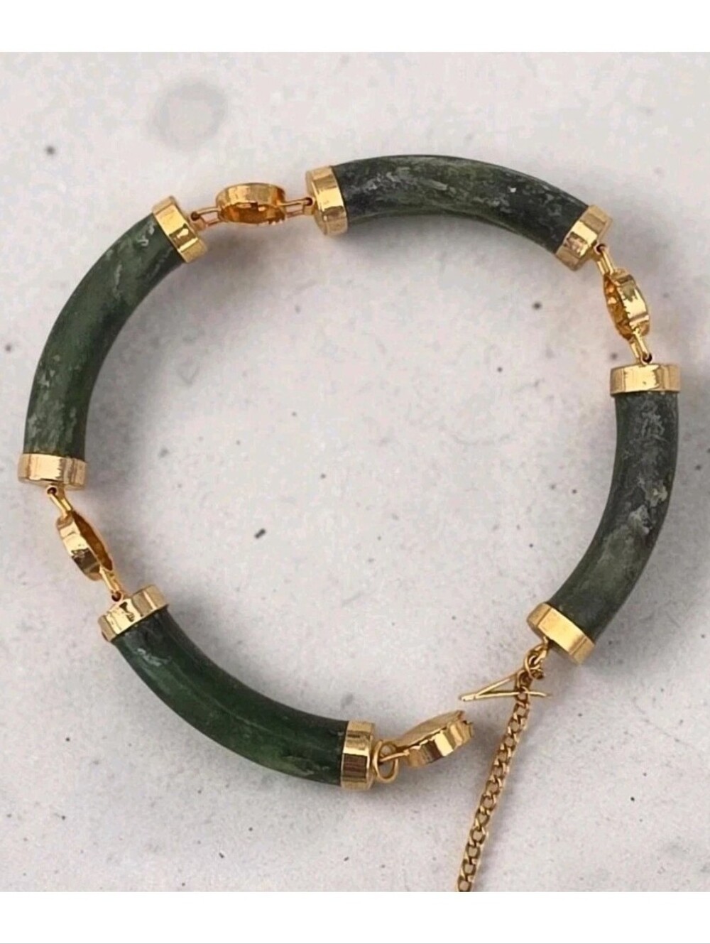 Vintage 1970s Green Spinach Jade Curved Bar Link Bracelet 7.5" Safety Chain